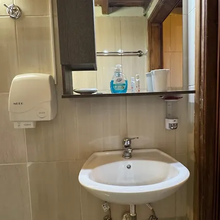 Atesi House-chorto خورتو