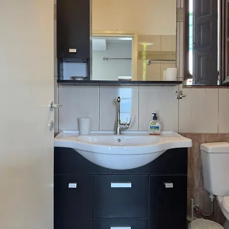 منزل ريفي Atesi House-chorto *