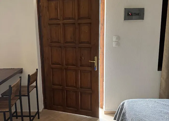 Atesi House-chorto * Хортон